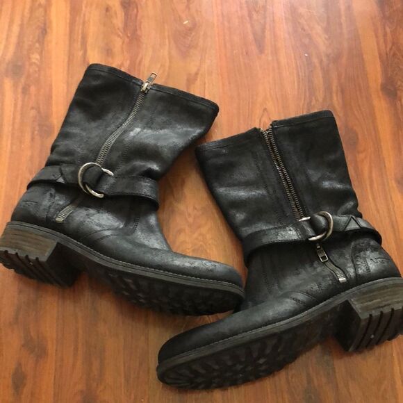 UGG Moto black leather boots distressed black so 8.5 - Picture 1 of 8